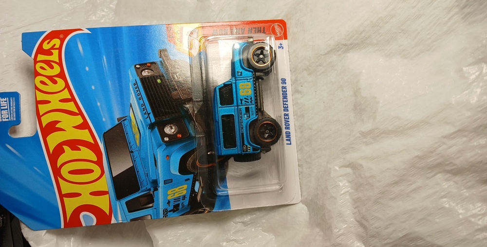 Hot Wheels Land Rover Defender 90 Toy Car - Blue